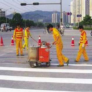 哈爾濱專(zhuān)業(yè)道路劃線(xiàn) 價(jià)格合理 歡迎來(lái)電咨詢(xún)